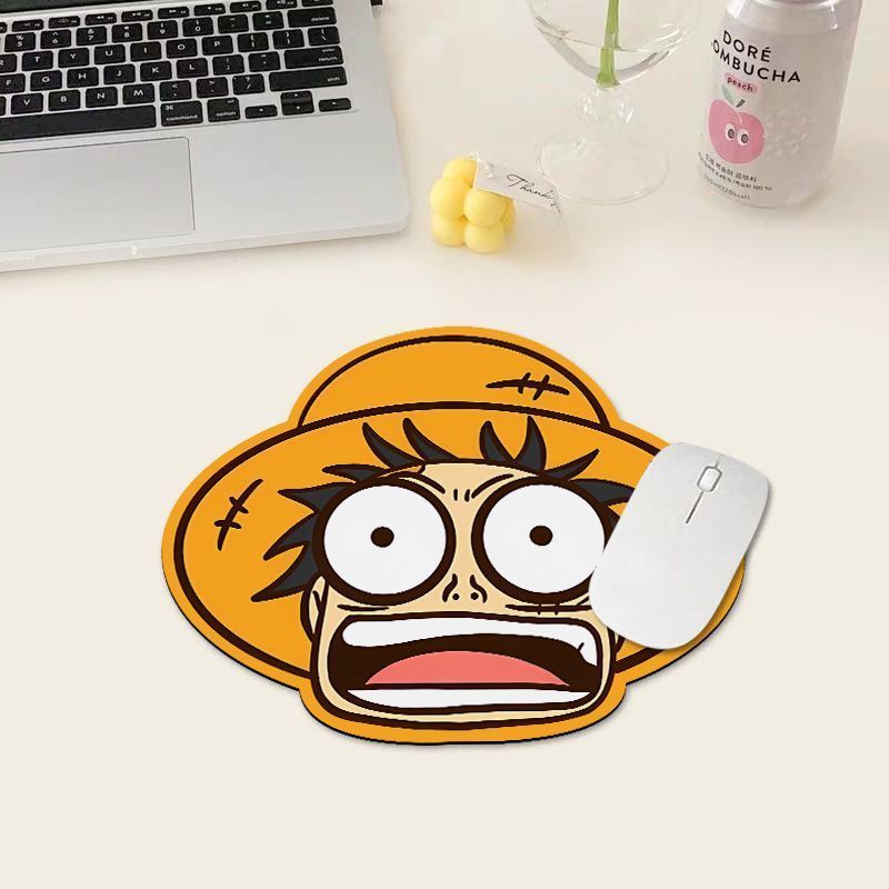 لوحة ماوس ون بيس لوفي، سجادة ص - مراجعة Gaming Accessories Cute وسعره